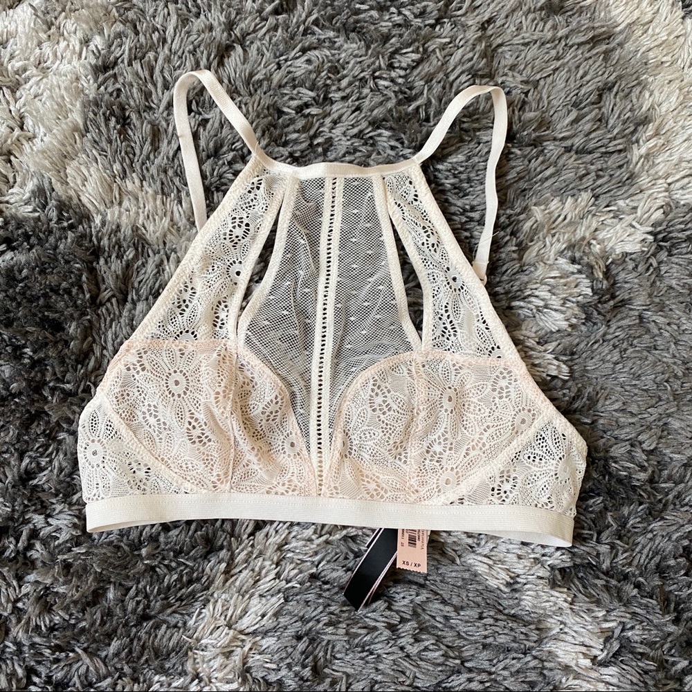 Victoria Secret Brallete NWT